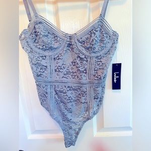 Lulu’s blue lace bodysuit